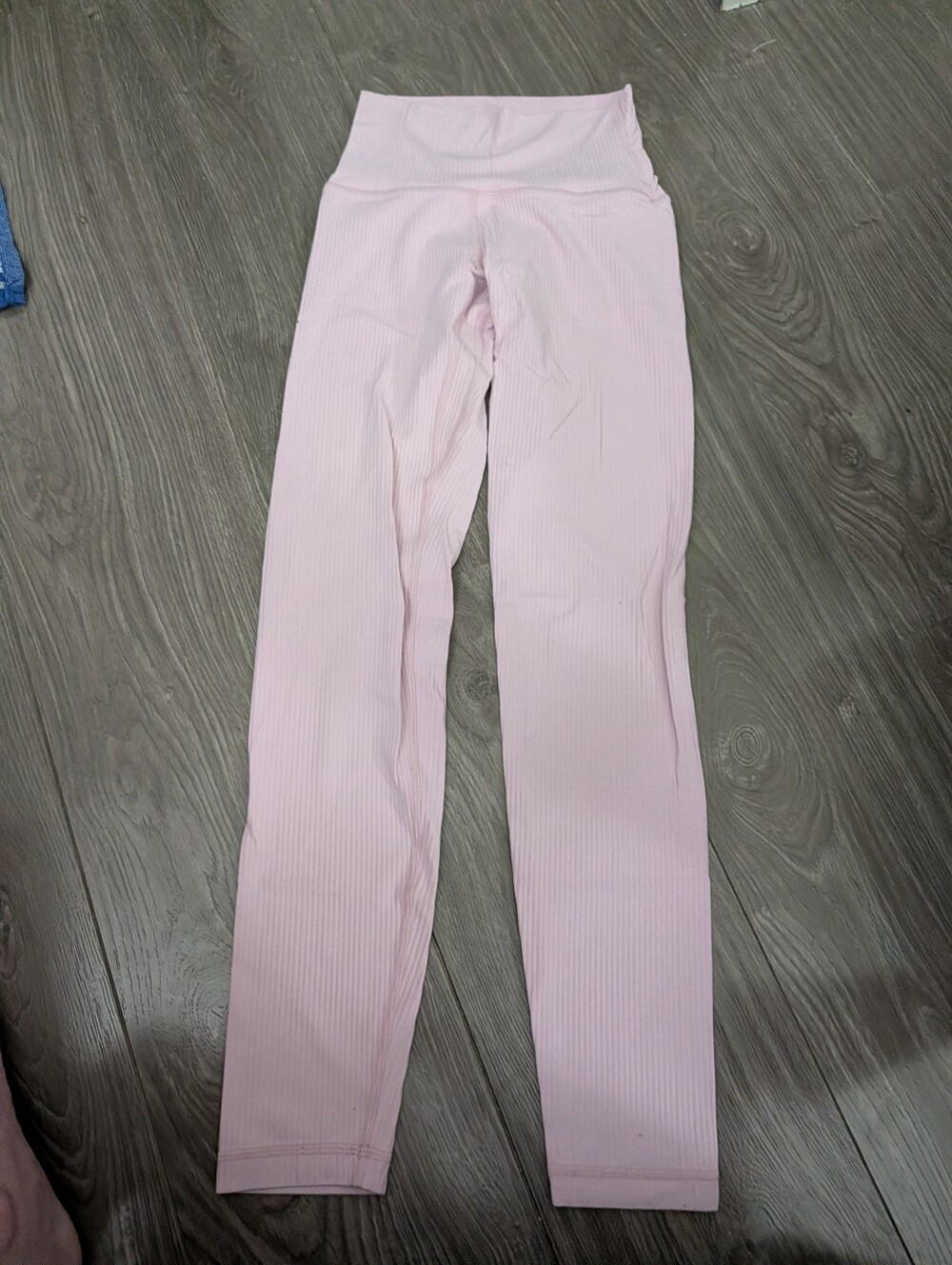 Ribbed Pink Aritzia Golden Leggings Size 2 Washed Never Worn Perfect Condition